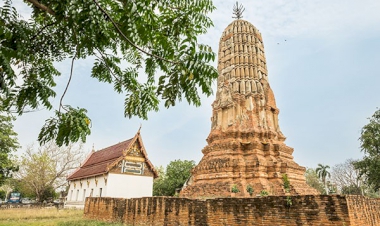 หากท่านมาเที่ยว วัดพระธาตุ (วัดพระธาตุศาลาขาว) มองหาที่พัก บริการจองโรงแรม รีสอร์ท ที่พักราคาถูก ไม่บวกราคาเพิ่มในภายหลังเลือกชำระเงินได้หลายช่องทาง พร้อมโปรโมชั่นราคาพิเศษ.  ในปี 2025