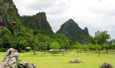 รีวิวที่พัก ที่กิน ที่เที่ยวใน  วนอุทยานเขานางพันธุรัต  ในปี 2025