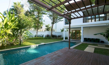 ค้นหาที่พักที่ใกล้ที่สุดแถว หาดแม่รำพึง ที่สะดวกที่สุด  ในปี 2025