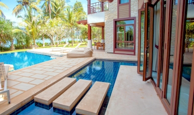 หากท่านมาเที่ยว ไสไทย มองหาที่พัก บริการจองโรงแรม รีสอร์ท ที่พักราคาถูก ไม่บวกราคาเพิ่มในภายหลังเลือกชำระเงินได้หลายช่องทาง พร้อมโปรโมชั่นราคาพิเศษ.  ในปี 2025