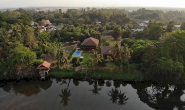 เดินทางไป บ้านตาก จองที่พักที่ไหนดี  ในปี 2025