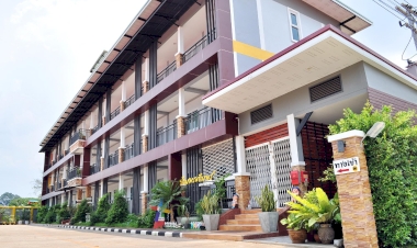 จองที่พักแถวๆ เมืองสกลนคร ที่สะดวกที่สุด  ในปี 2025